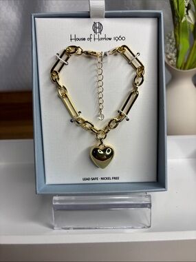 House of Harlow 1960 Gold Tone Heart Pendant Bracelet NWT